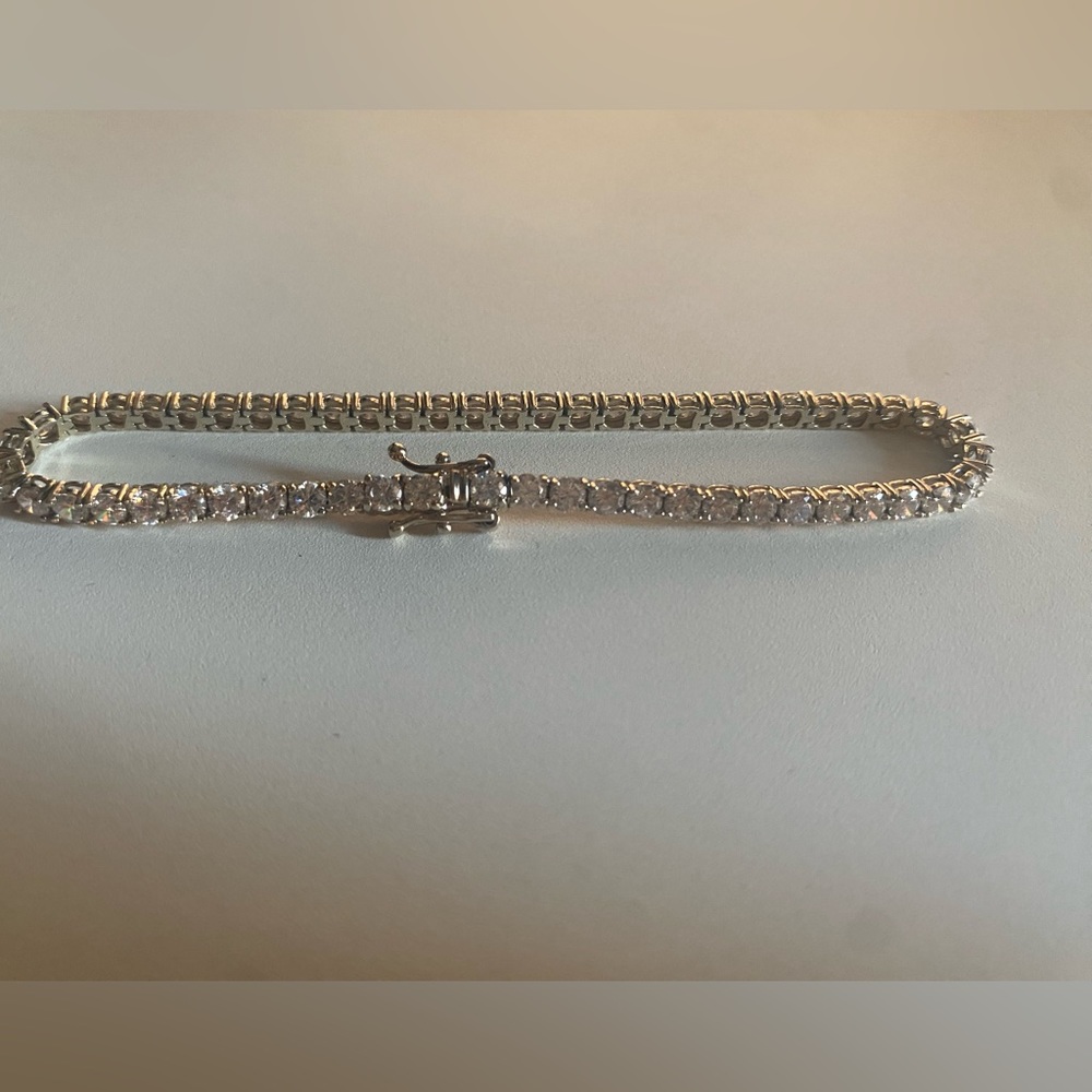 14kt white gold Diamonique tennis bracelet